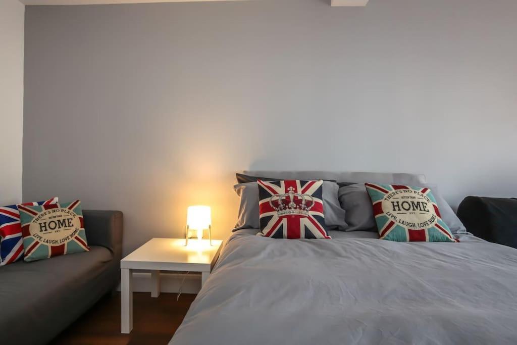 Large Modern Spacious House 6 Bedrooms 5 Bathrooms Londres