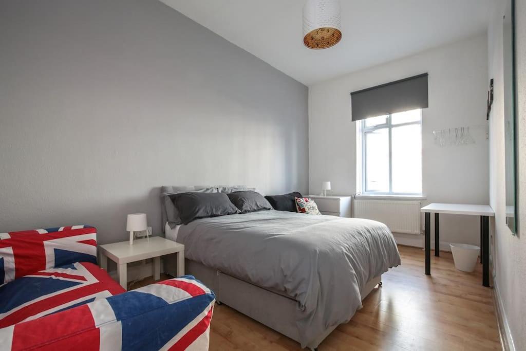 Large Modern Spacious House 6 Bedrooms 5 Bathrooms Londres