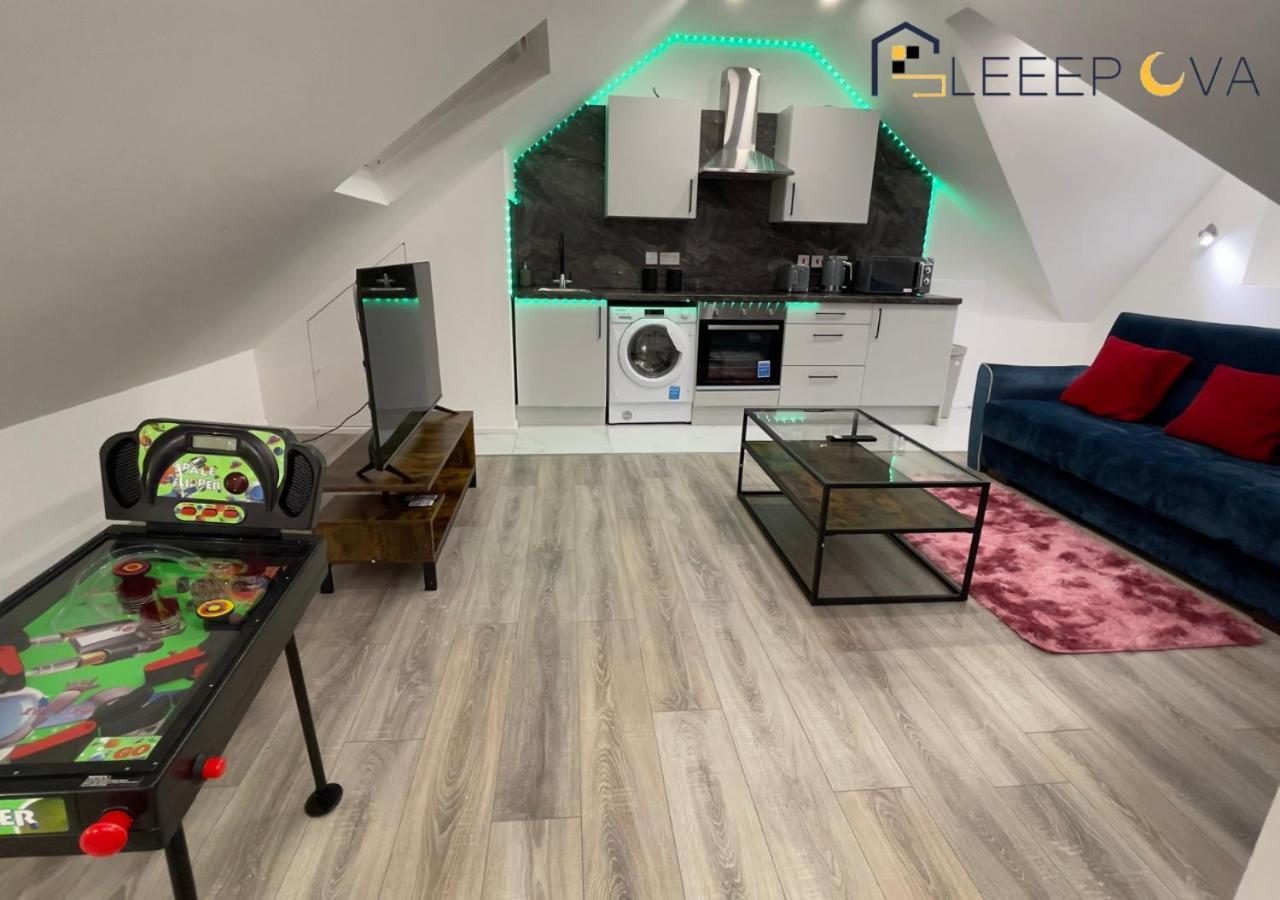 Last-minute Reserve L Premium Deals L Luxury & Modern 1 Bedroom 5plus Guests Couples Families Business Sleepova Short Lets & Serviced Appartement *
