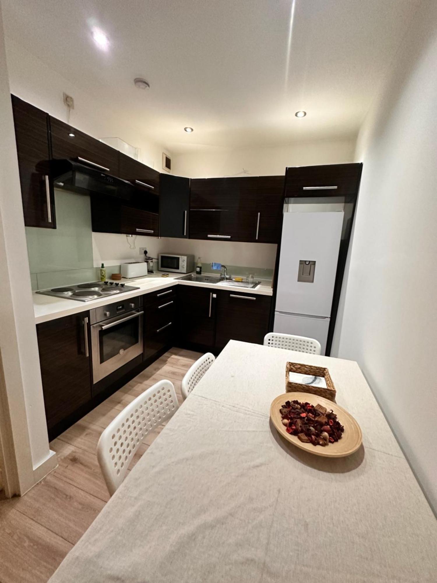 2 Modern Double In The Heart Of Brick Lane