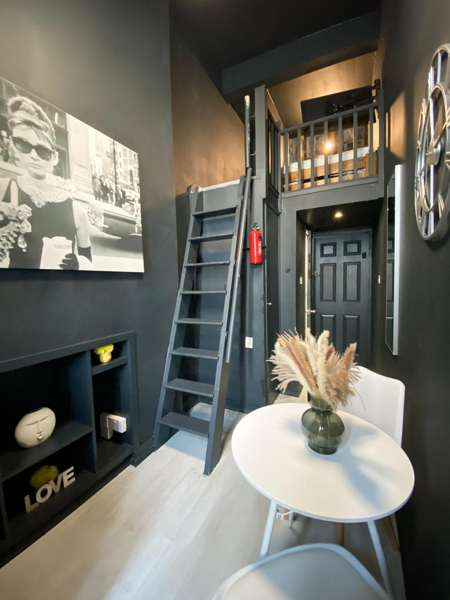 Modern Close To Hyde Park Apartamento