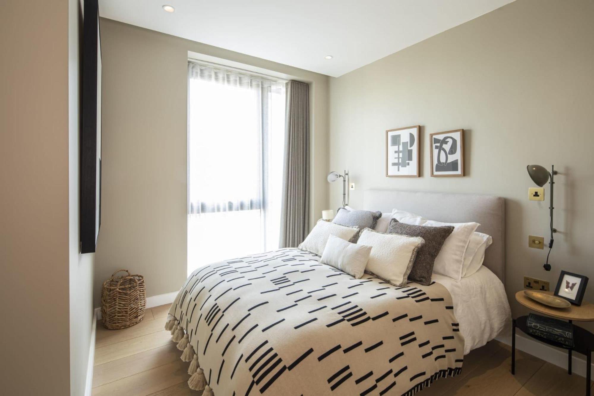 Modern At Enclave Located In Central Apartment