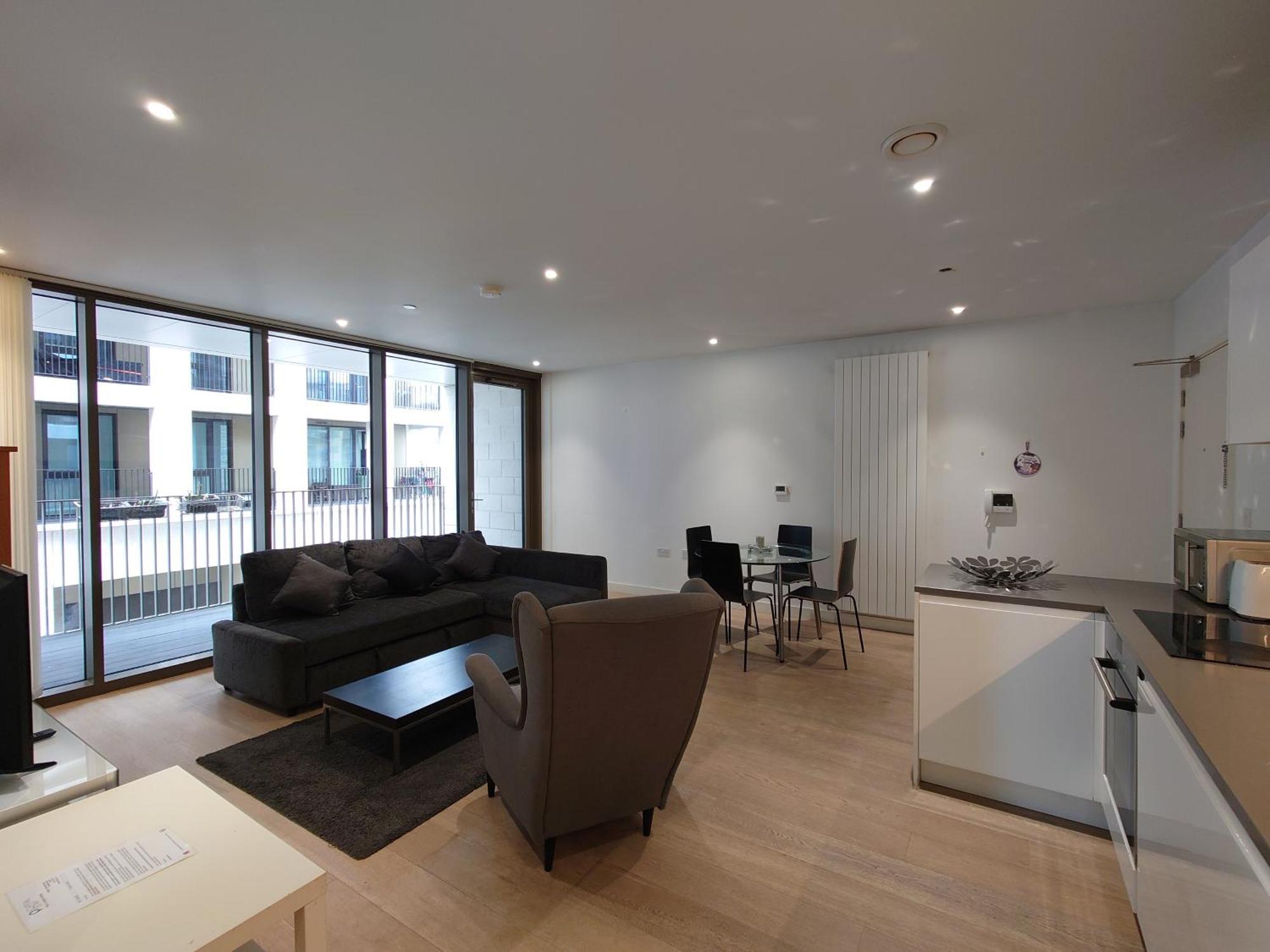 Apartamento Fully Serviced One Bed In Royal Wharf Londres