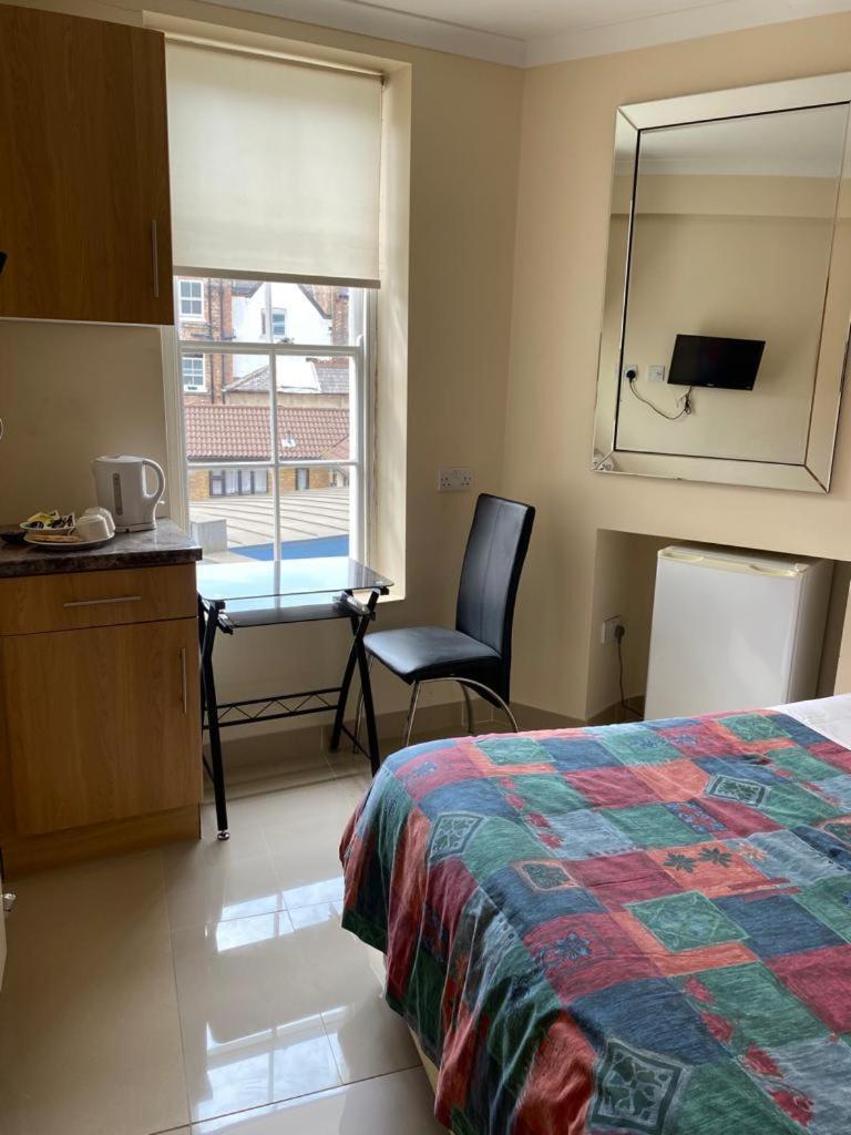 Seven Dials Aparthotel