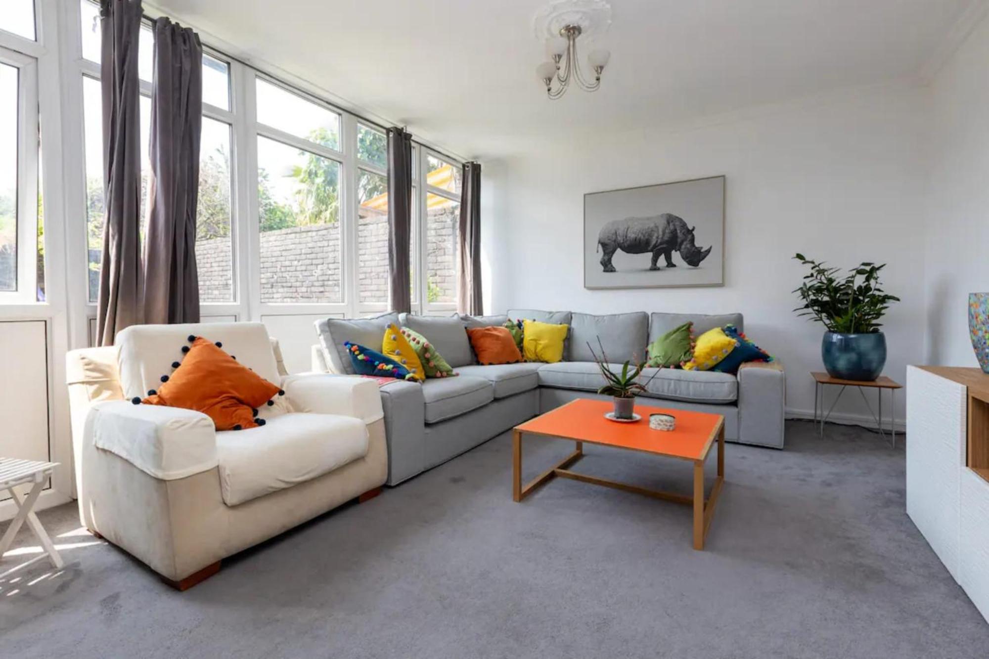 Spacious & Welcoming 4bd House - Kennington Apartamento Londres