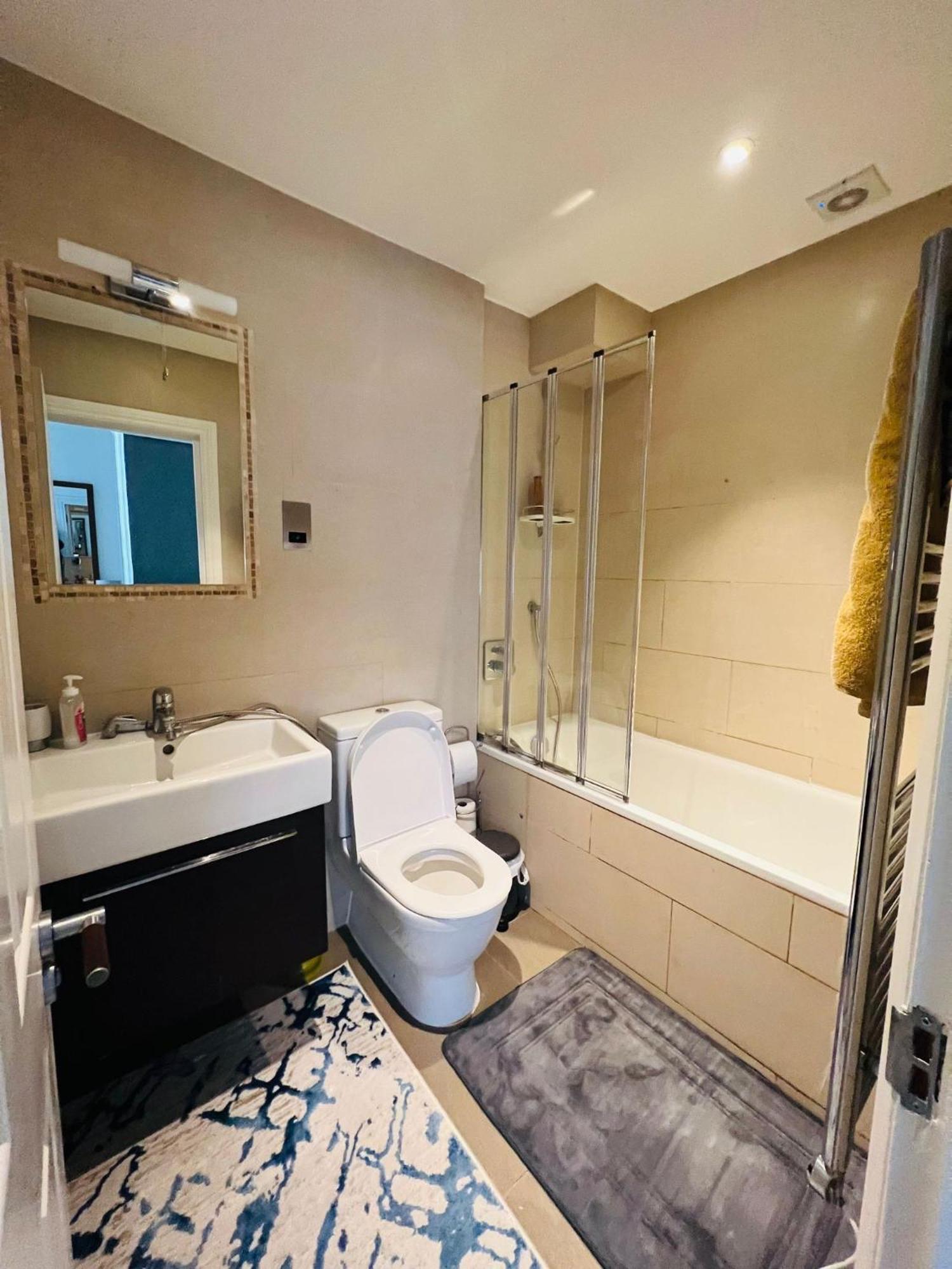 Stunning 2 Bedroom In Mayfair Apartamento