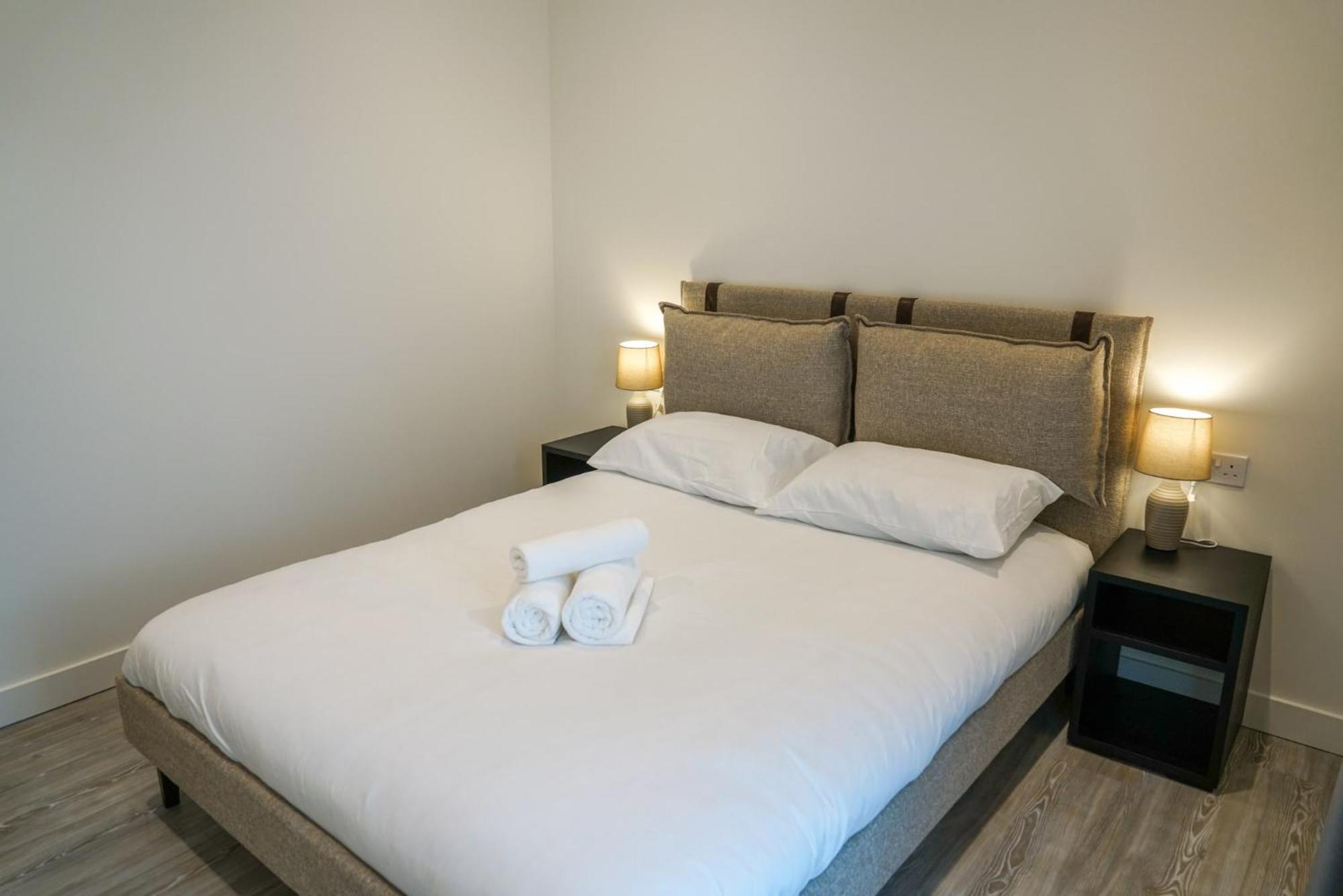 One And Two Bedroom At Coppermaker Square In Lively Stratford Appart hôtel Londres