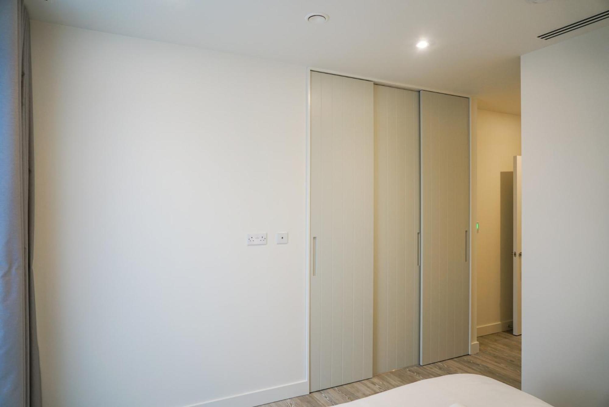 One And Two Bedroom At Coppermaker Square In Lively Stratford Appart hôtel
