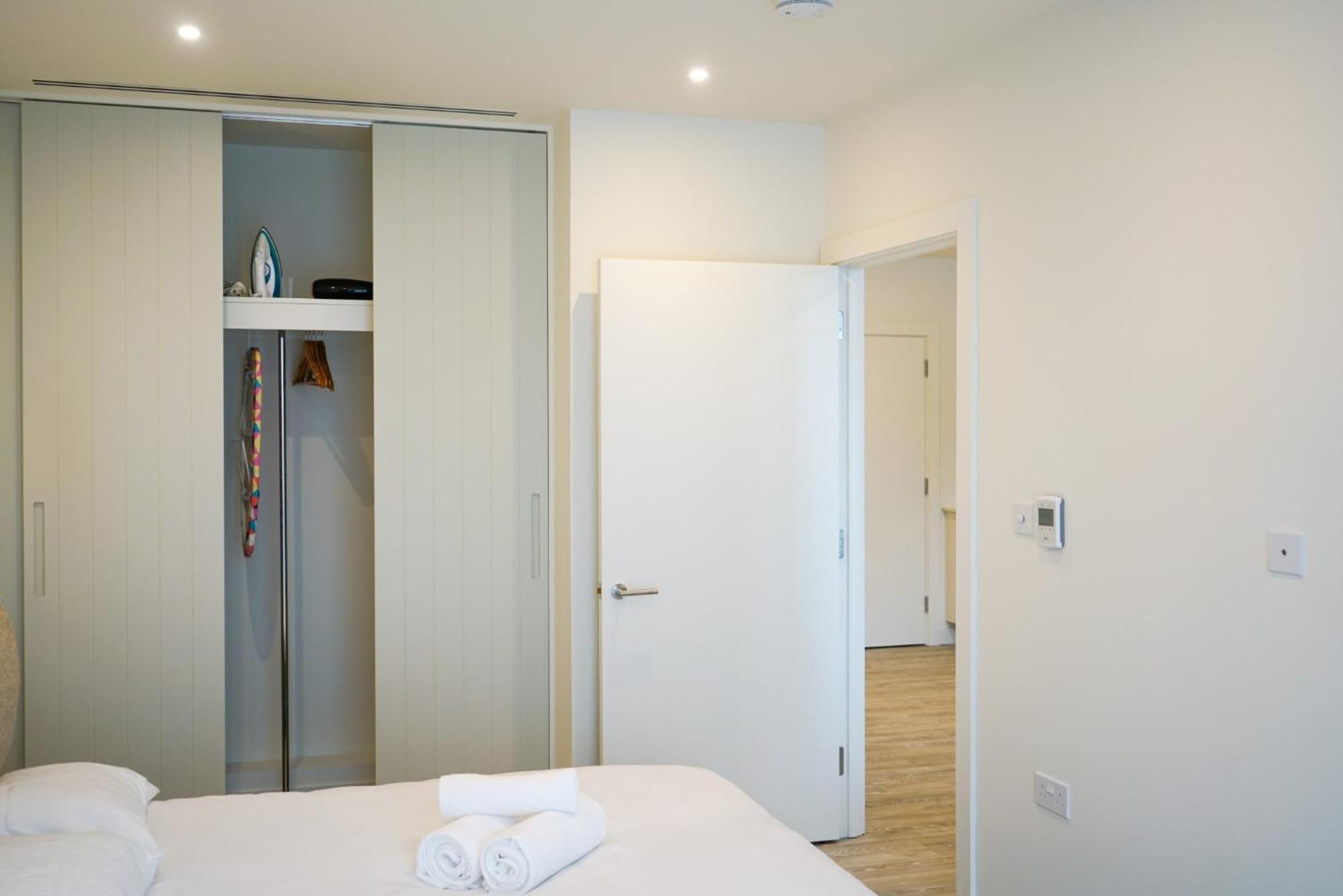 One And Two Bedroom At Coppermaker Square In Lively Stratford Appart hôtel *