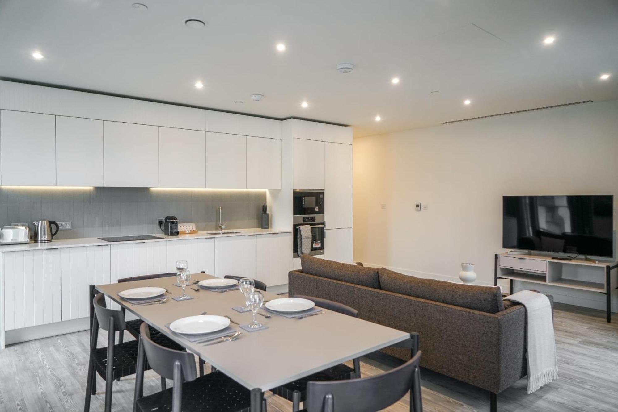 One And Two Bedroom At Coppermaker Square In Lively Stratford Appart hôtel Londres