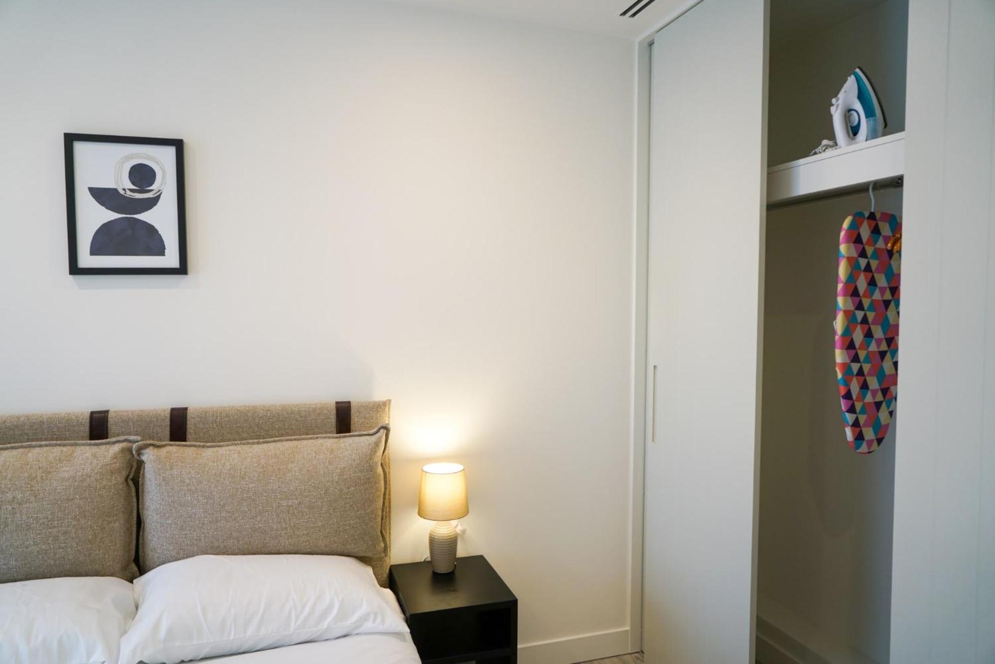 Appart hôtel One And Two Bedroom At Coppermaker Square In Lively Stratford Londres