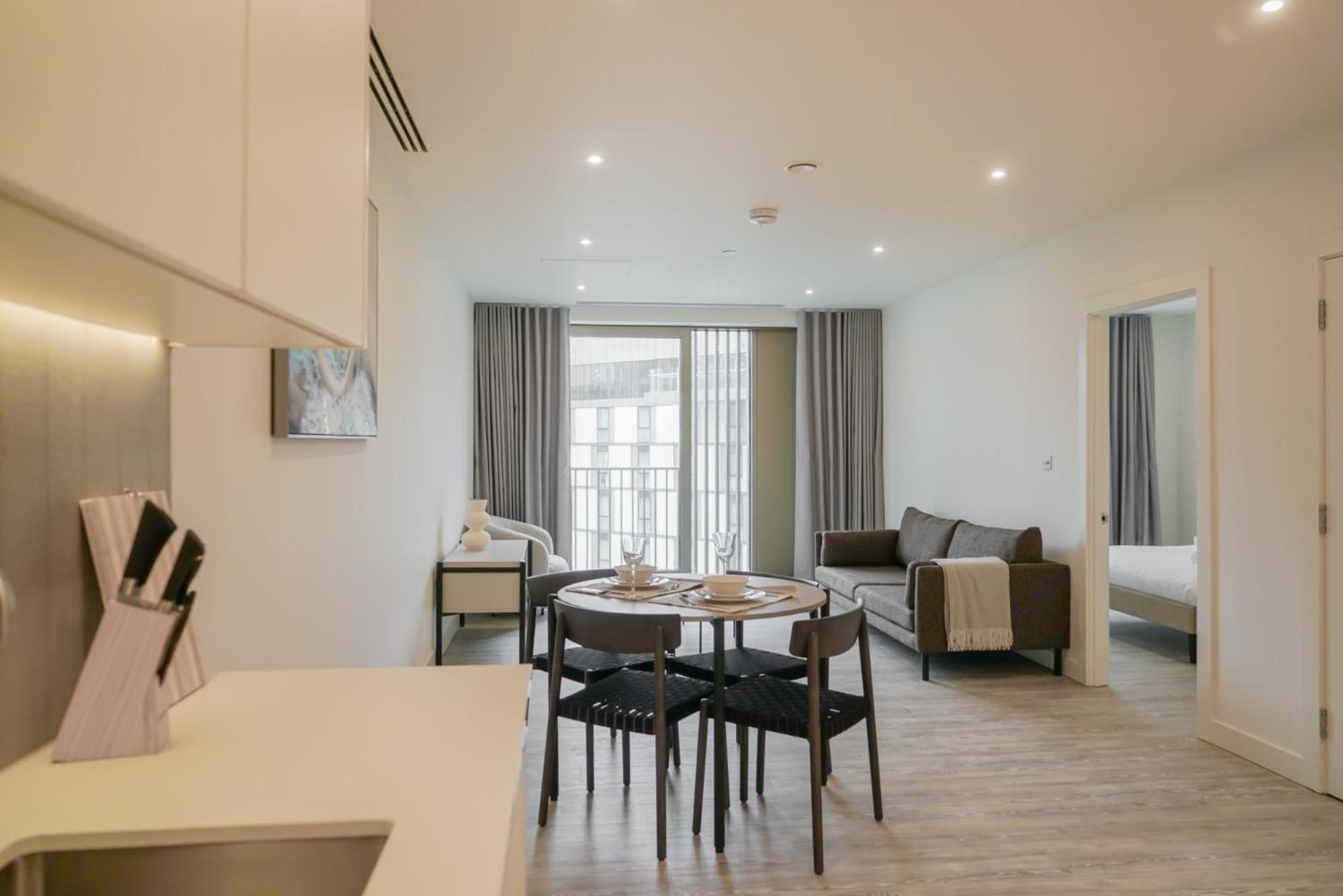 One And Two Bedroom At Coppermaker Square In Lively Stratford Londres