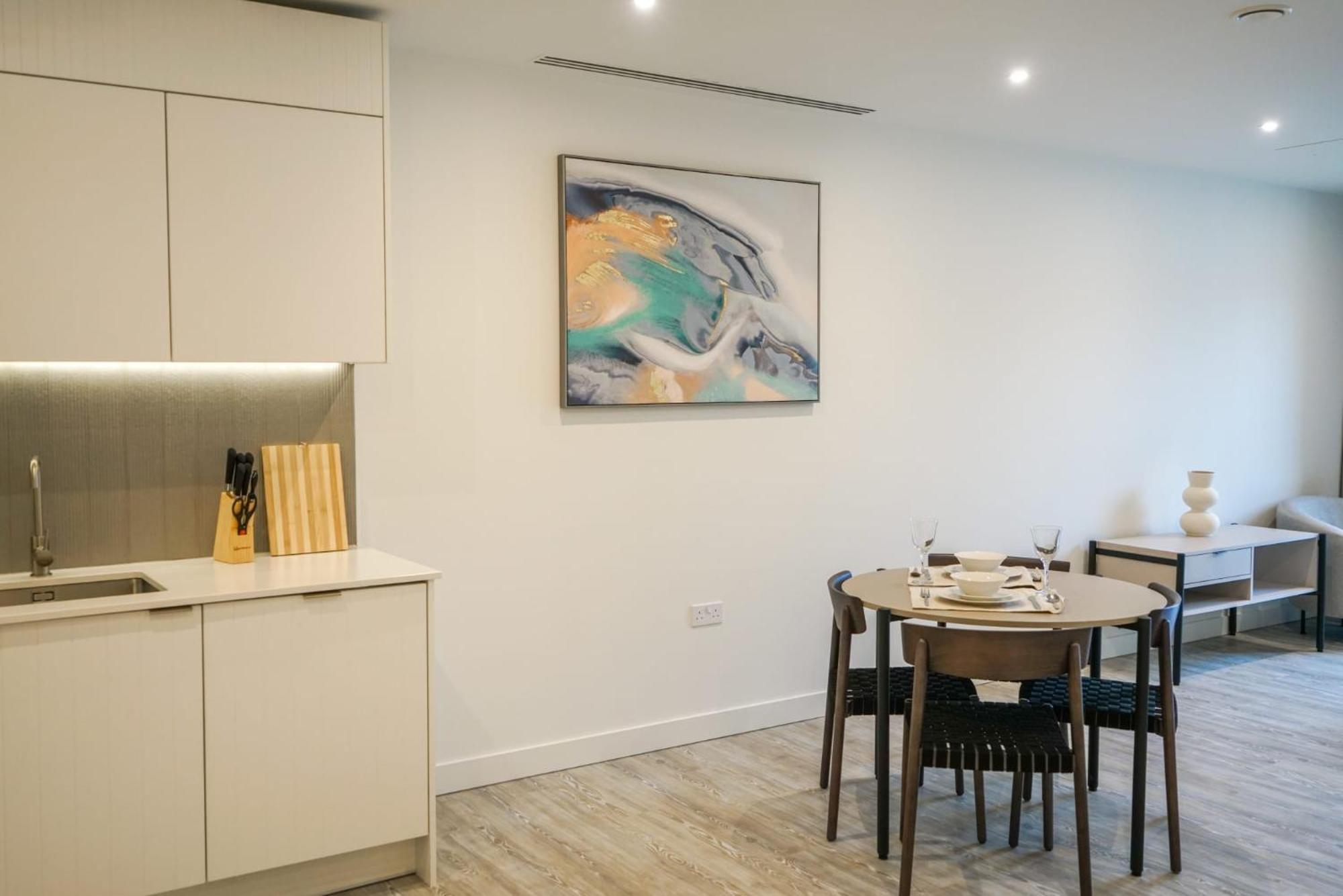 Appart hôtel One And Two Bedroom At Coppermaker Square In Lively Stratford *