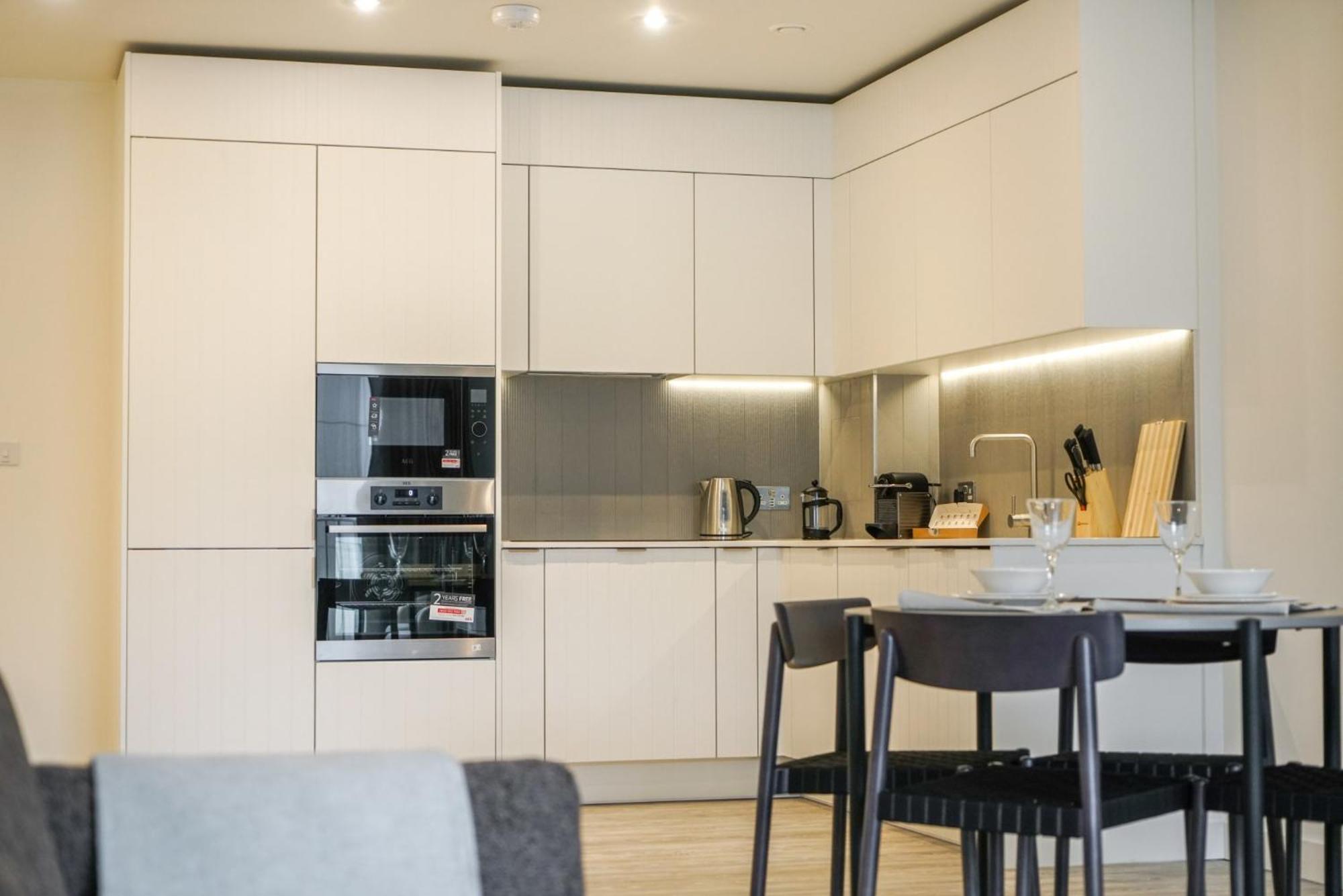 One And Two Bedroom At Coppermaker Square In Lively Stratford * Londres