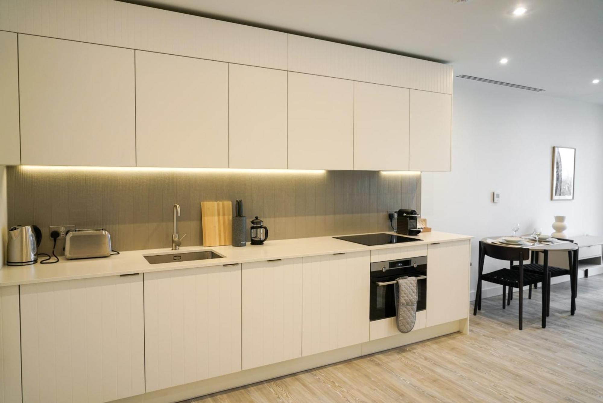 One And Two Bedroom At Coppermaker Square In Lively Stratford