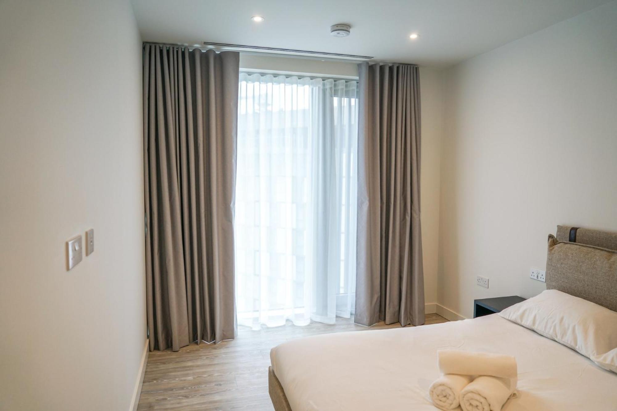 Appart hôtel One And Two Bedroom At Coppermaker Square In Lively Stratford Londres