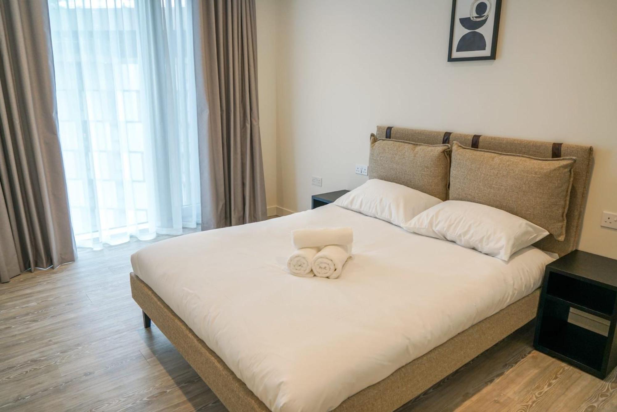 One And Two Bedroom At Coppermaker Square In Lively Stratford Appart hôtel *