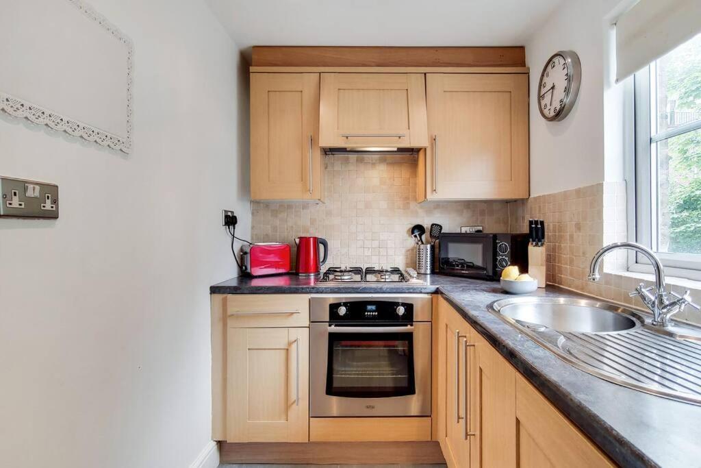 Ar1 - 1 Bed In Heart Of Fulham Broadway Londres