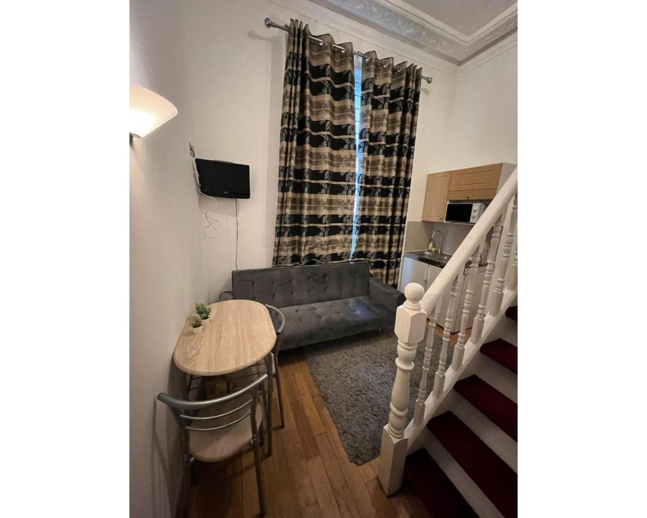 80 Inverness Terrace * Londen