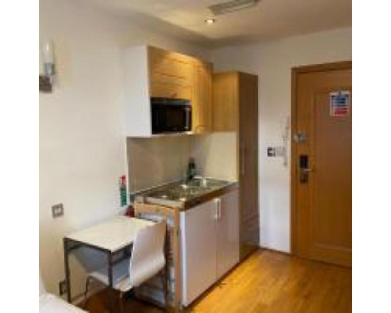 Appartement 80 Inverness Terrace Londen