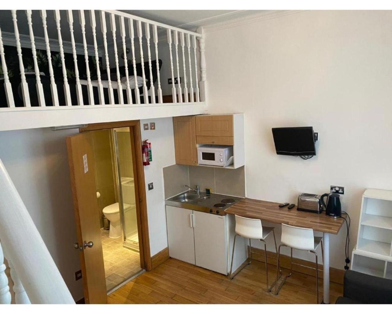 80 Inverness Terrace * Londres