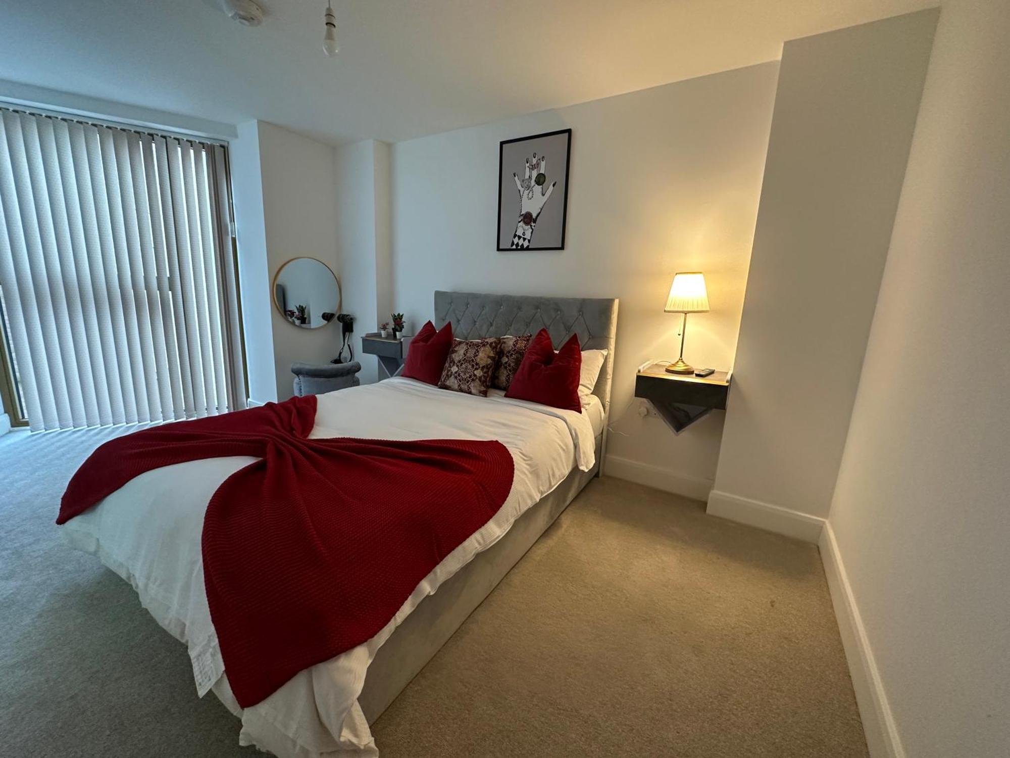 Apartamento Luxury 2 Bedrooms - 2 Bathrooms - F5 *