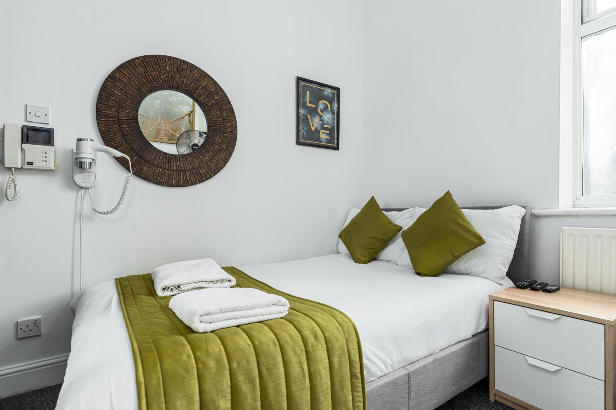 Bed and breakfast Ryam 2*