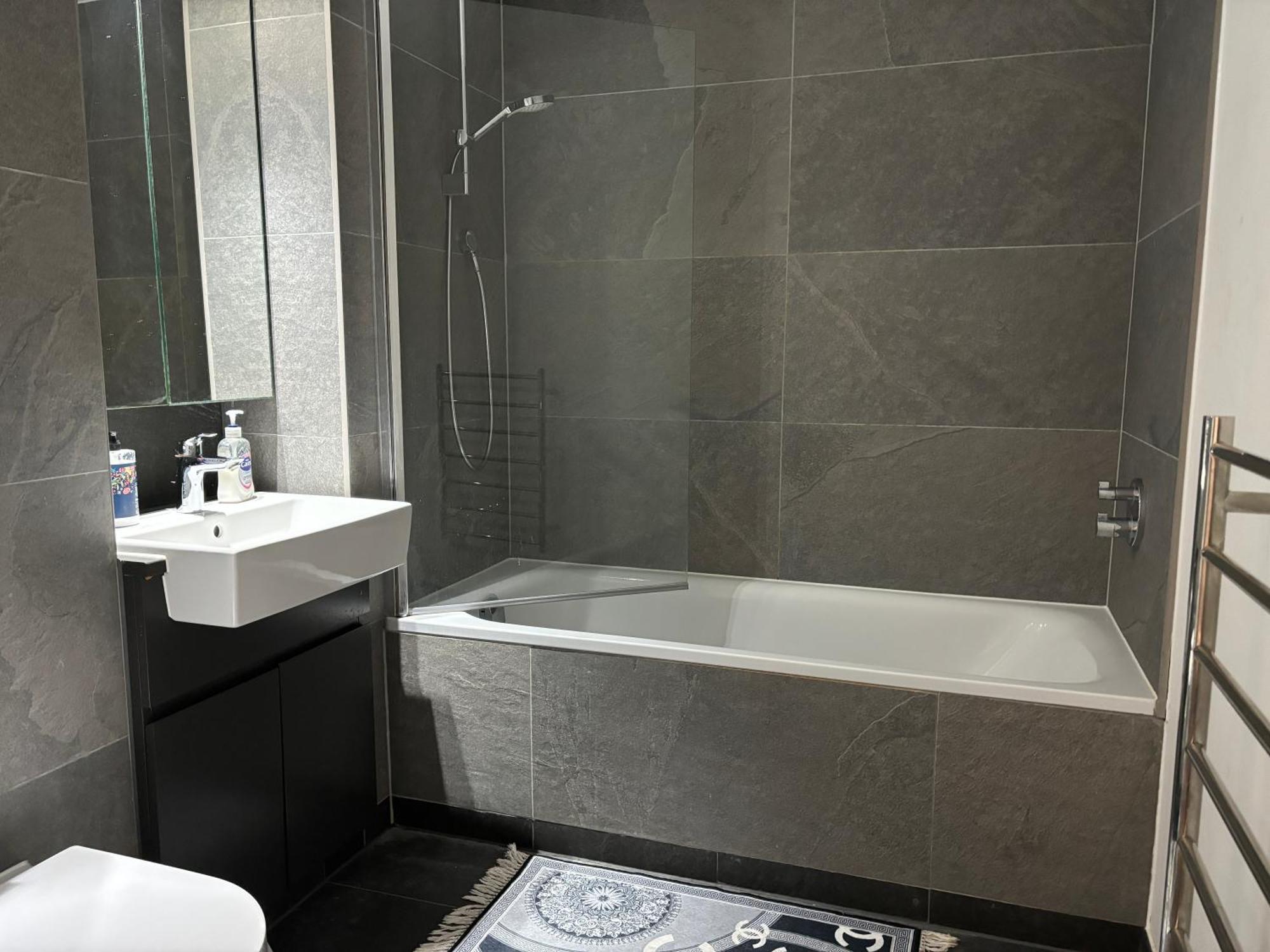Habitación en casa particular Double With Shares Bathroom *