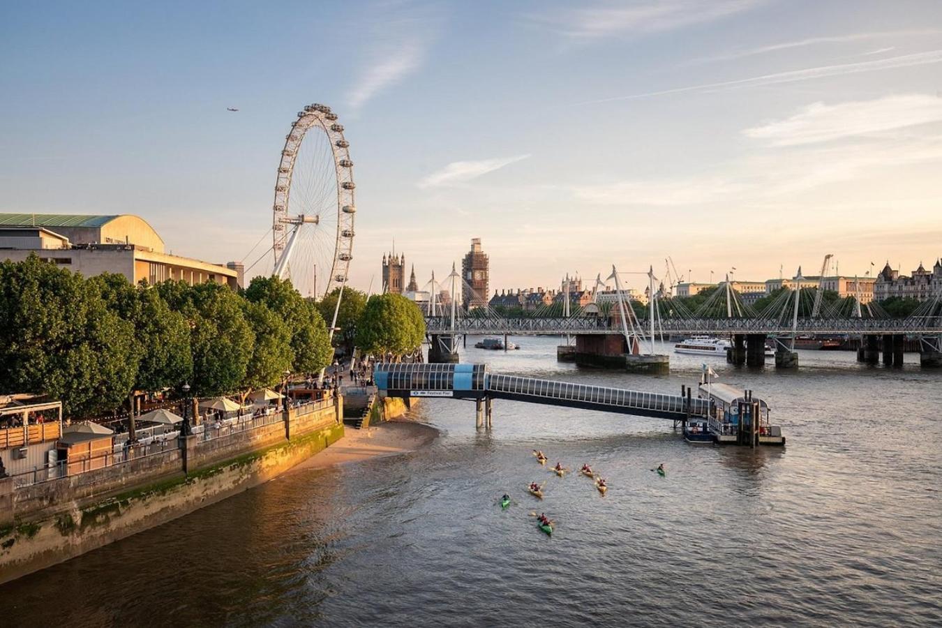 Multi-award Winning 7 Storey - Near Shoreditch * Londen