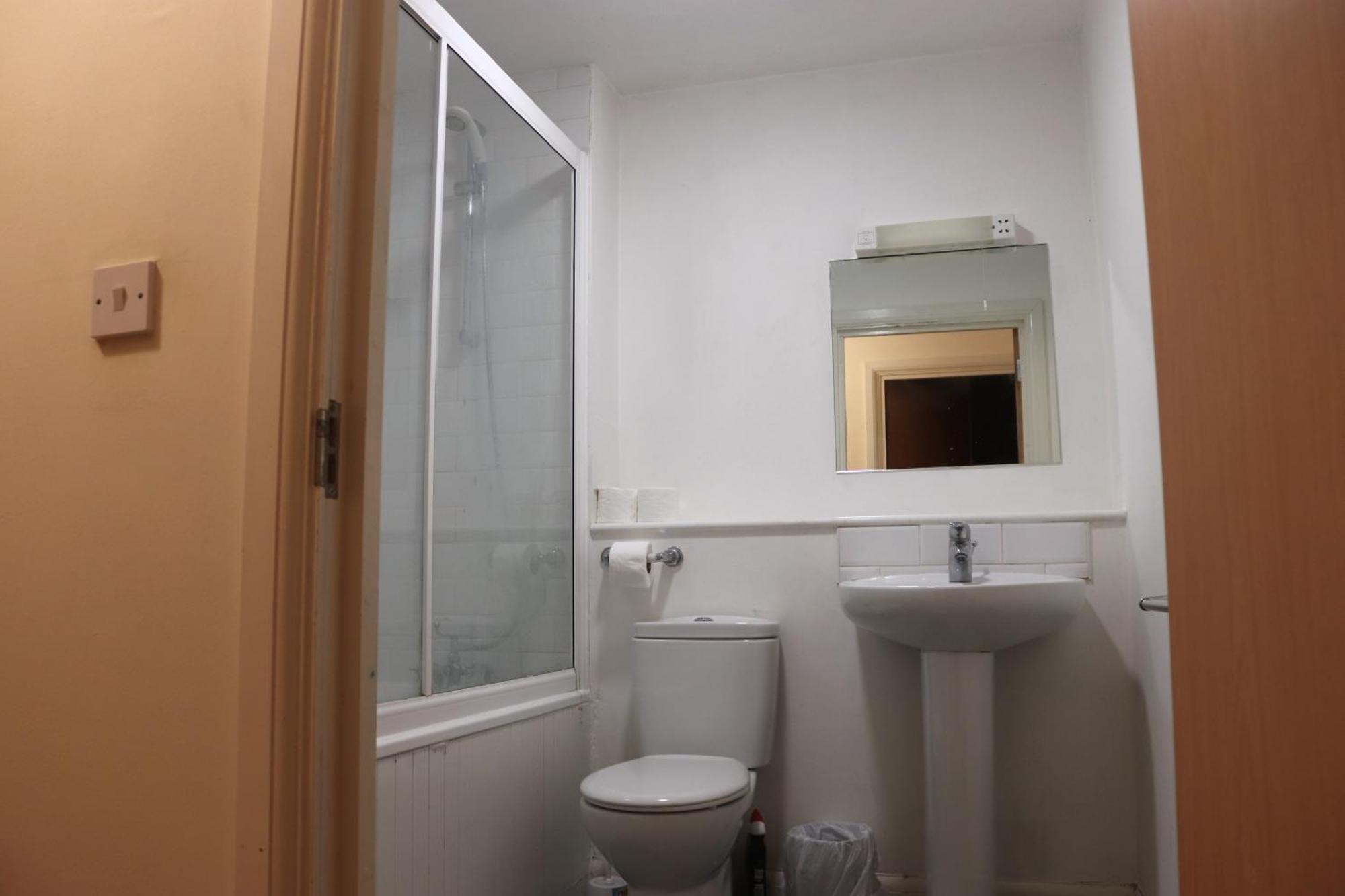 Spacious 2br Flat In Central Near Elephant And Castle Station Londen