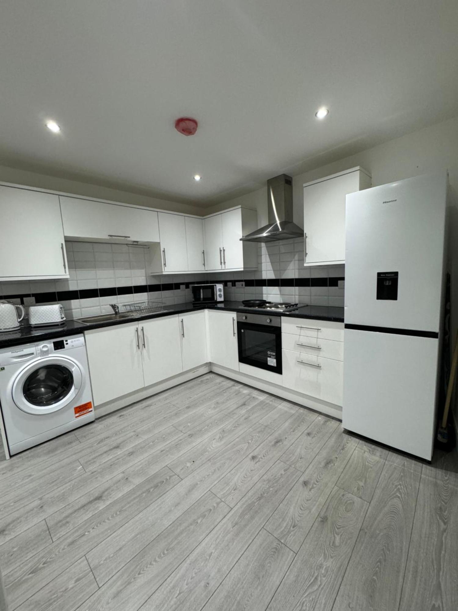 Fully Furnished 1 Bedroom Flat Appartement Londen