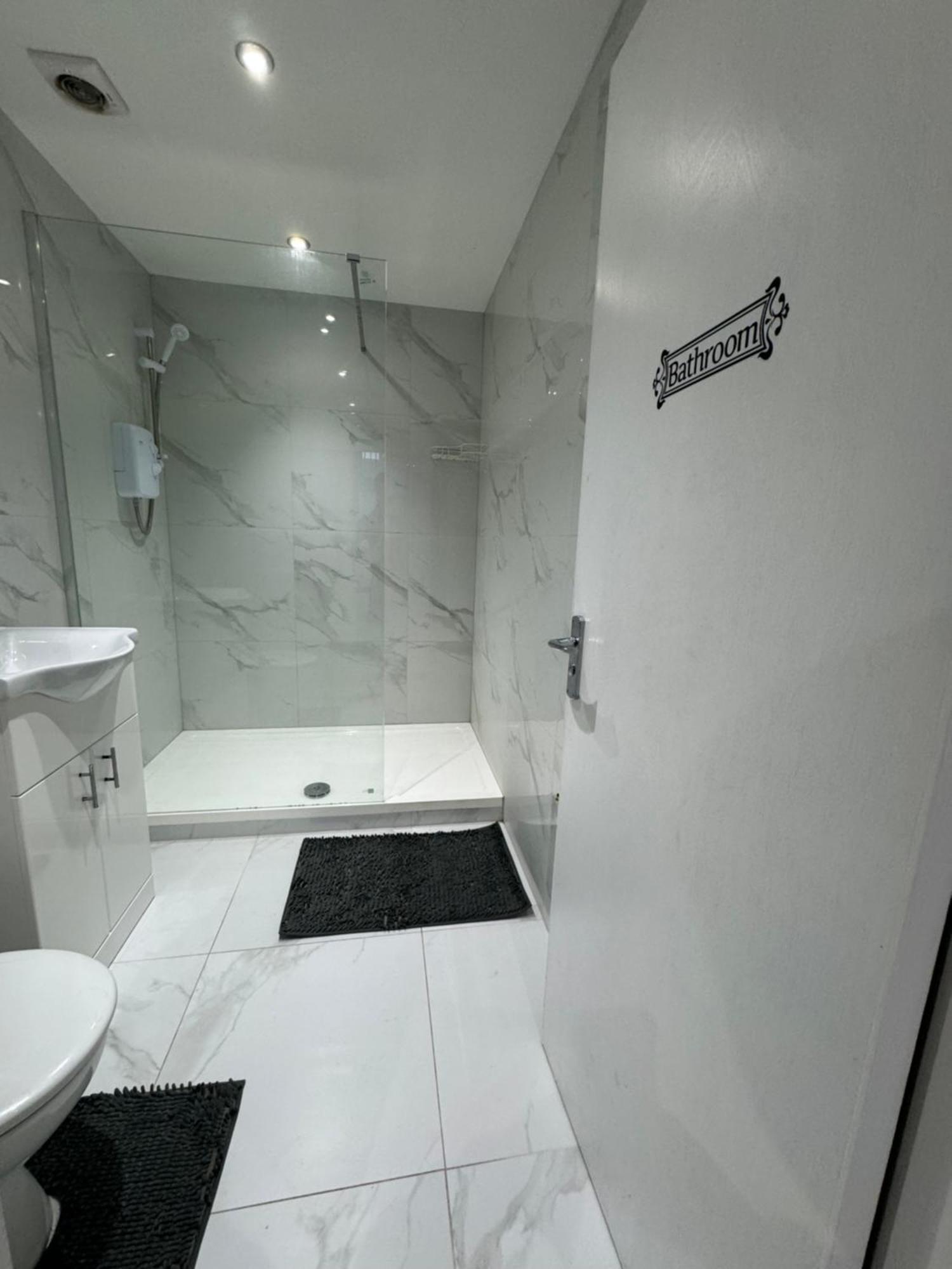 Fully Furnished 1 Bedroom Flat Appartement