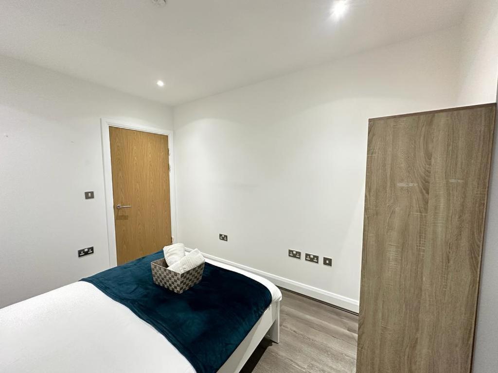 Luxury 2 Bedroom Penthouse Near Appartement Londres
