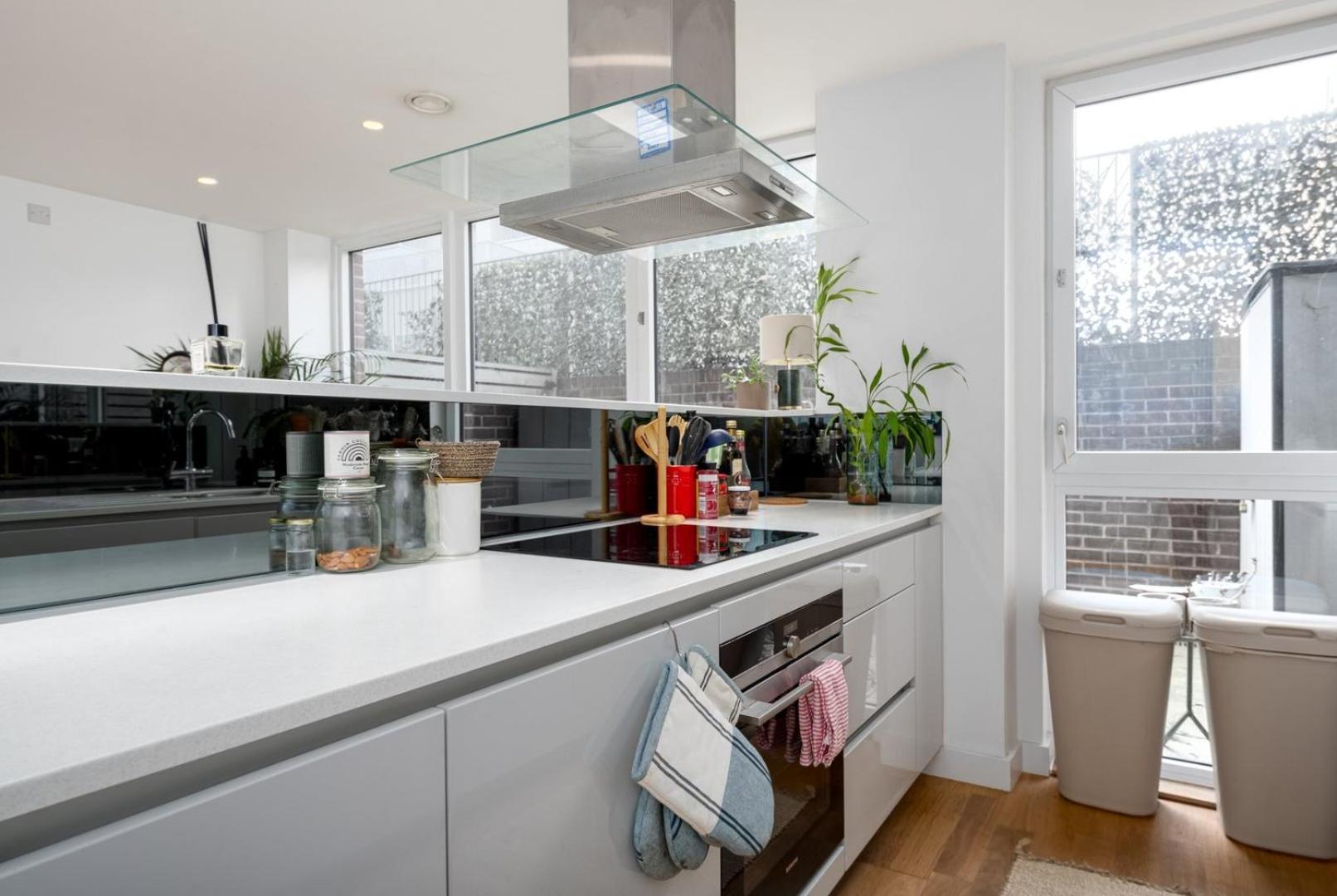 Guestready - Modern With Garden Londen