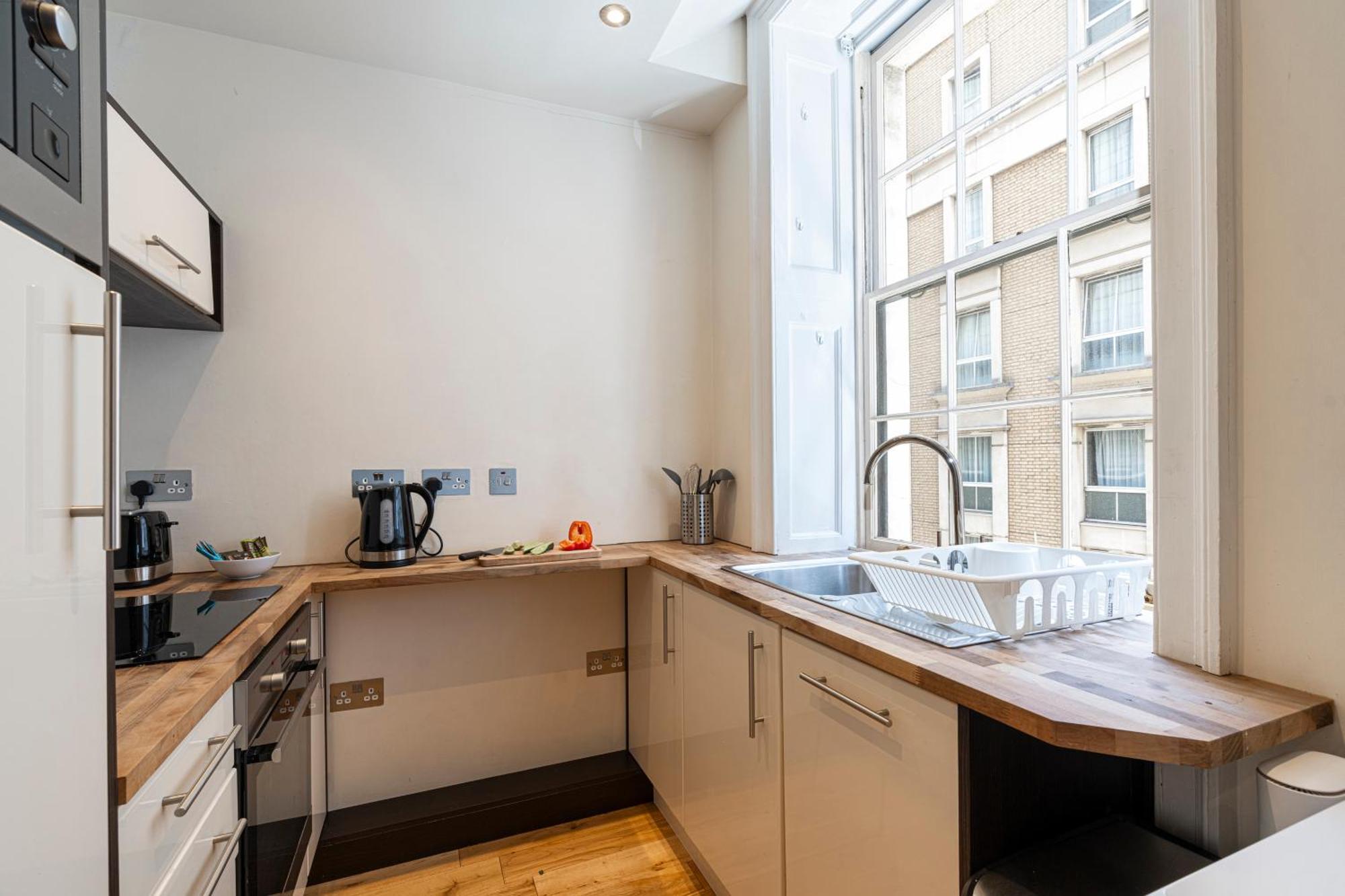 Trafalgar Square Apartment *