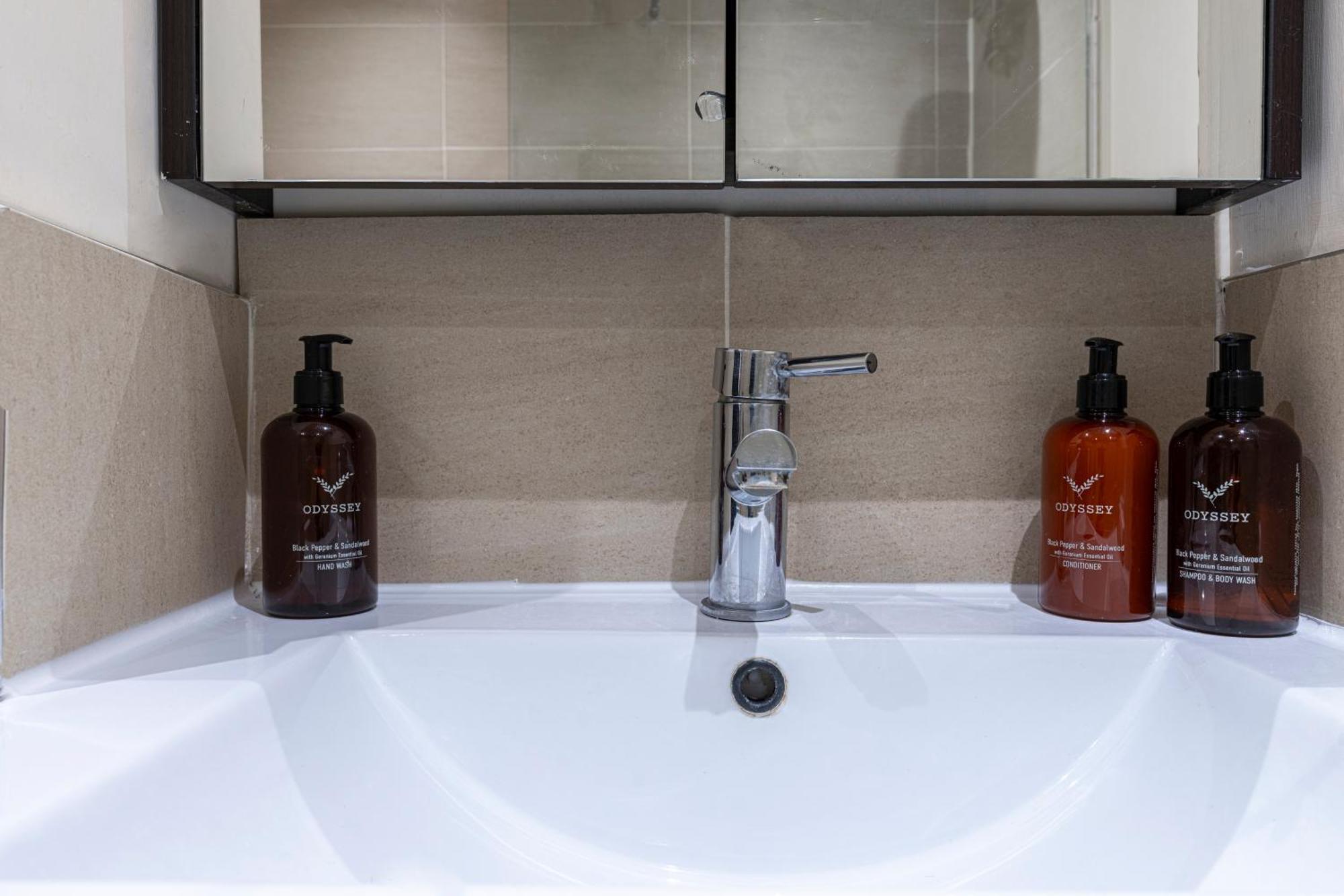 Trafalgar Square Apartment London