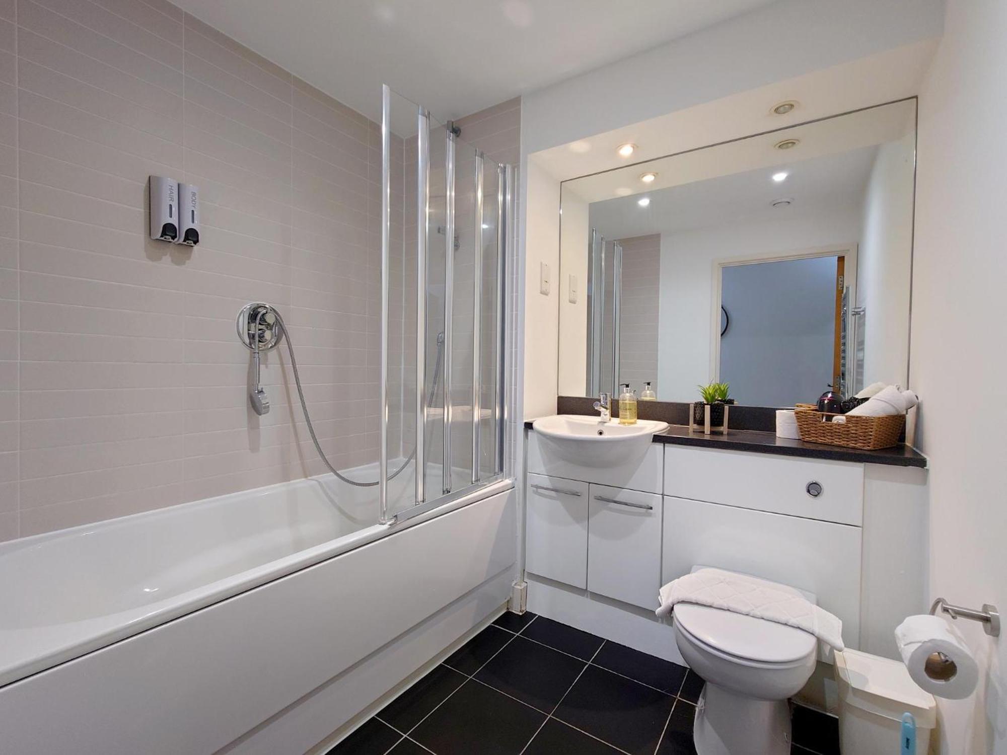 Luxury Dockview 3 Beds Excel Apartamento
