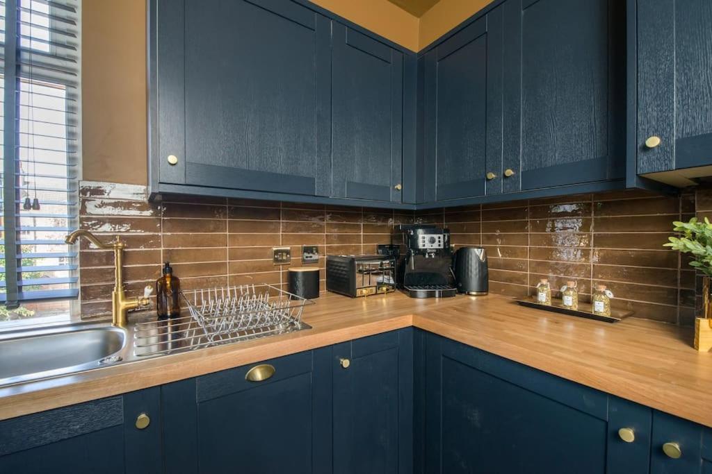 Luxury Versace 2 Bed, Hot Tub, Pool Table, Sky Tv Appartement