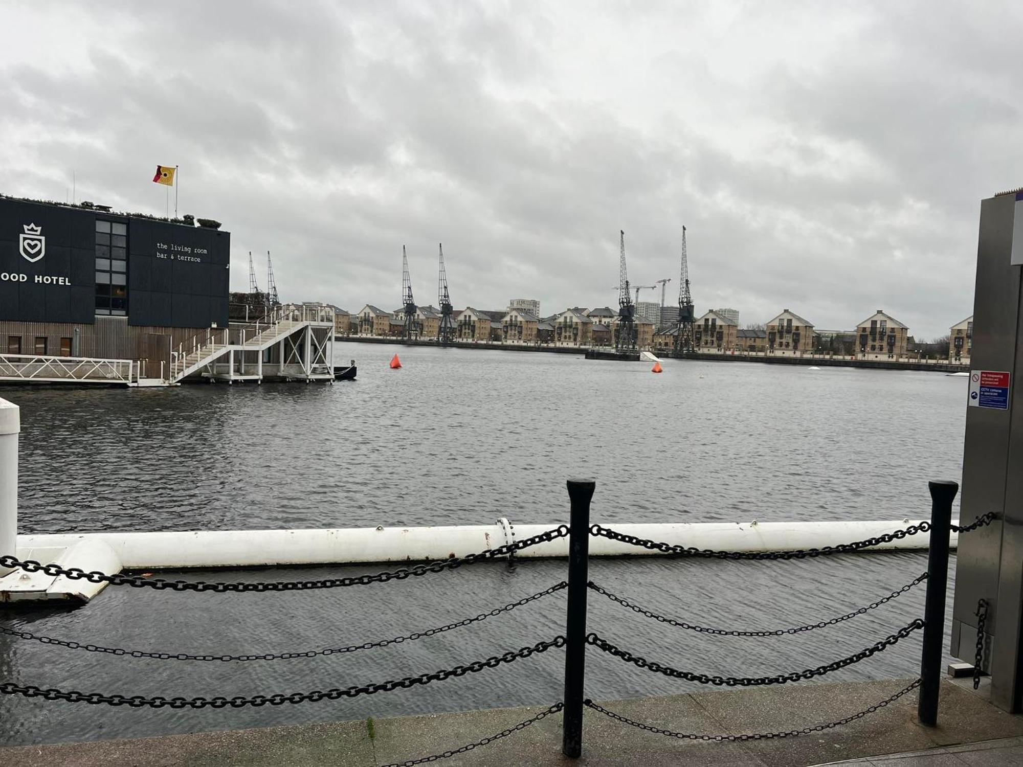 Luxury Dockview 3 Beds Excel Appartement