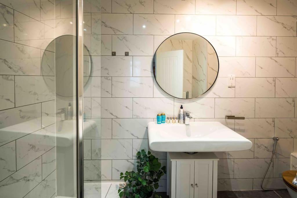 Appartement Harrods 4br 6bed House Ac