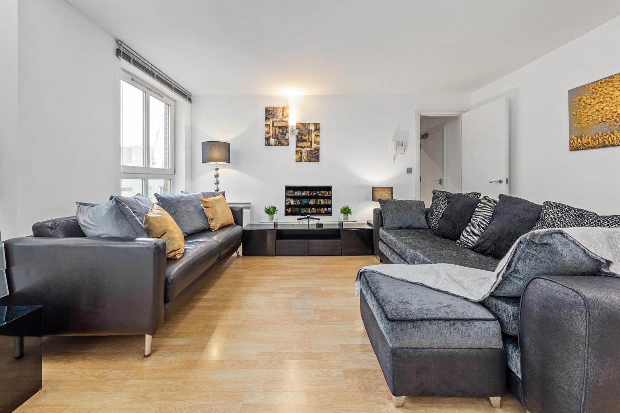 Superb Business Travellers Tower Of Appartement Londres