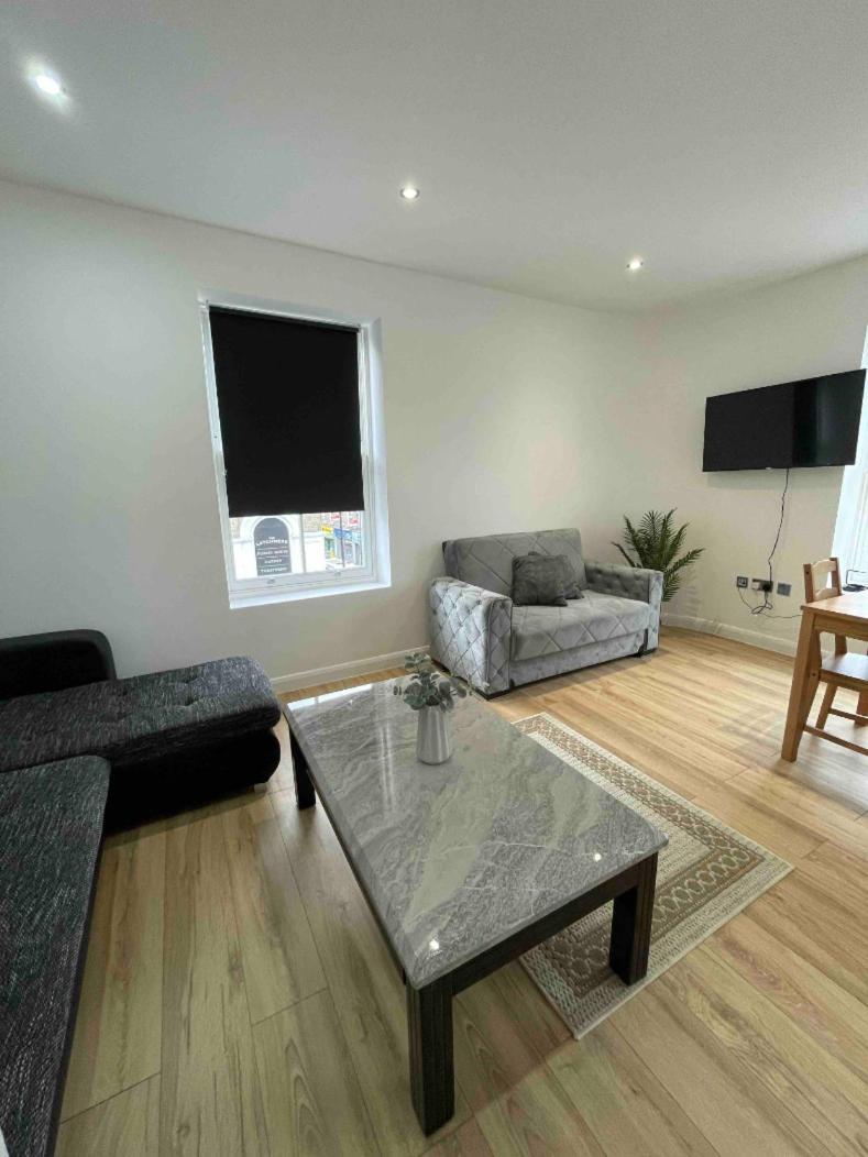 Battersea Central Flat For 4 15 Mins To Eye/power Station Bs4 Apartamento