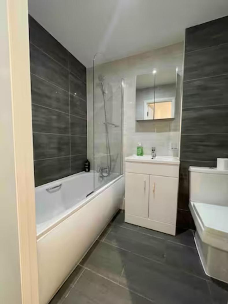 Apartamento Battersea Central Flat For 4 15 Mins To Eye/power Station Bs4