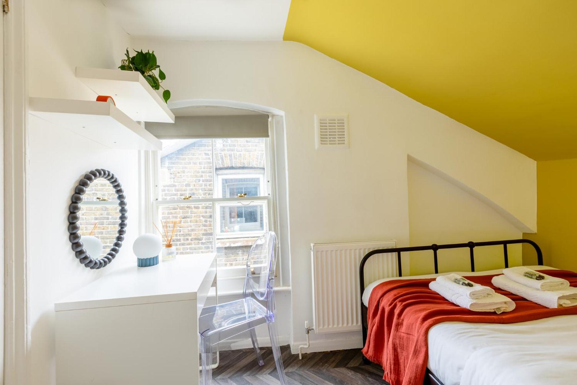 Peacefully Set 2level 2br Btw Brixton & Camberwell *