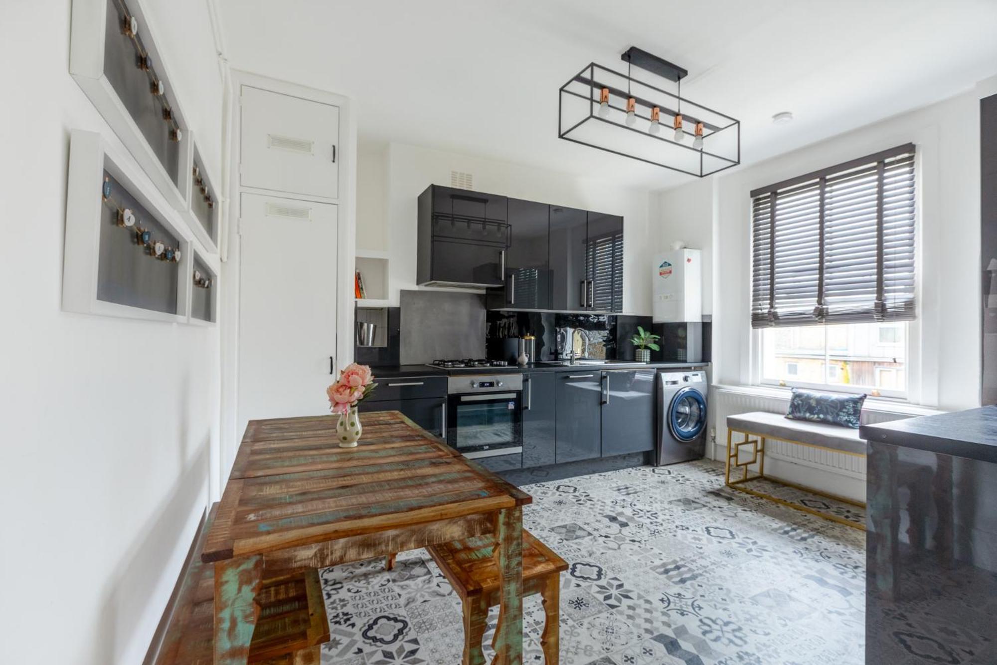 Peacefully Set 2level 2br Btw Brixton & Camberwell
