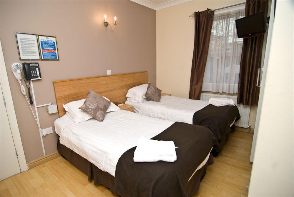 Holland Park Grove Hotel 3*