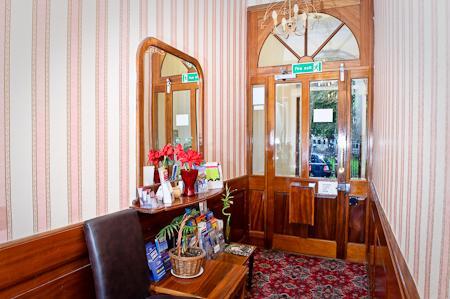 Avonmore Hotel 2*