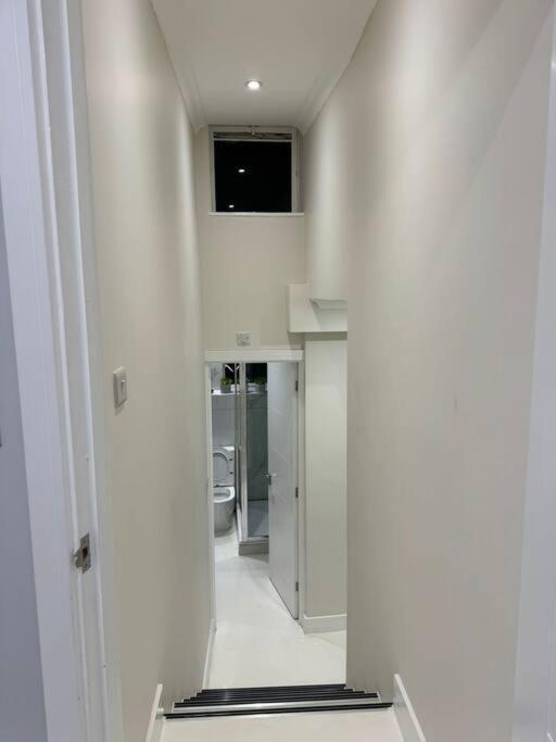 1 Bedroom Luxury Flat In Kensington Apartamento *