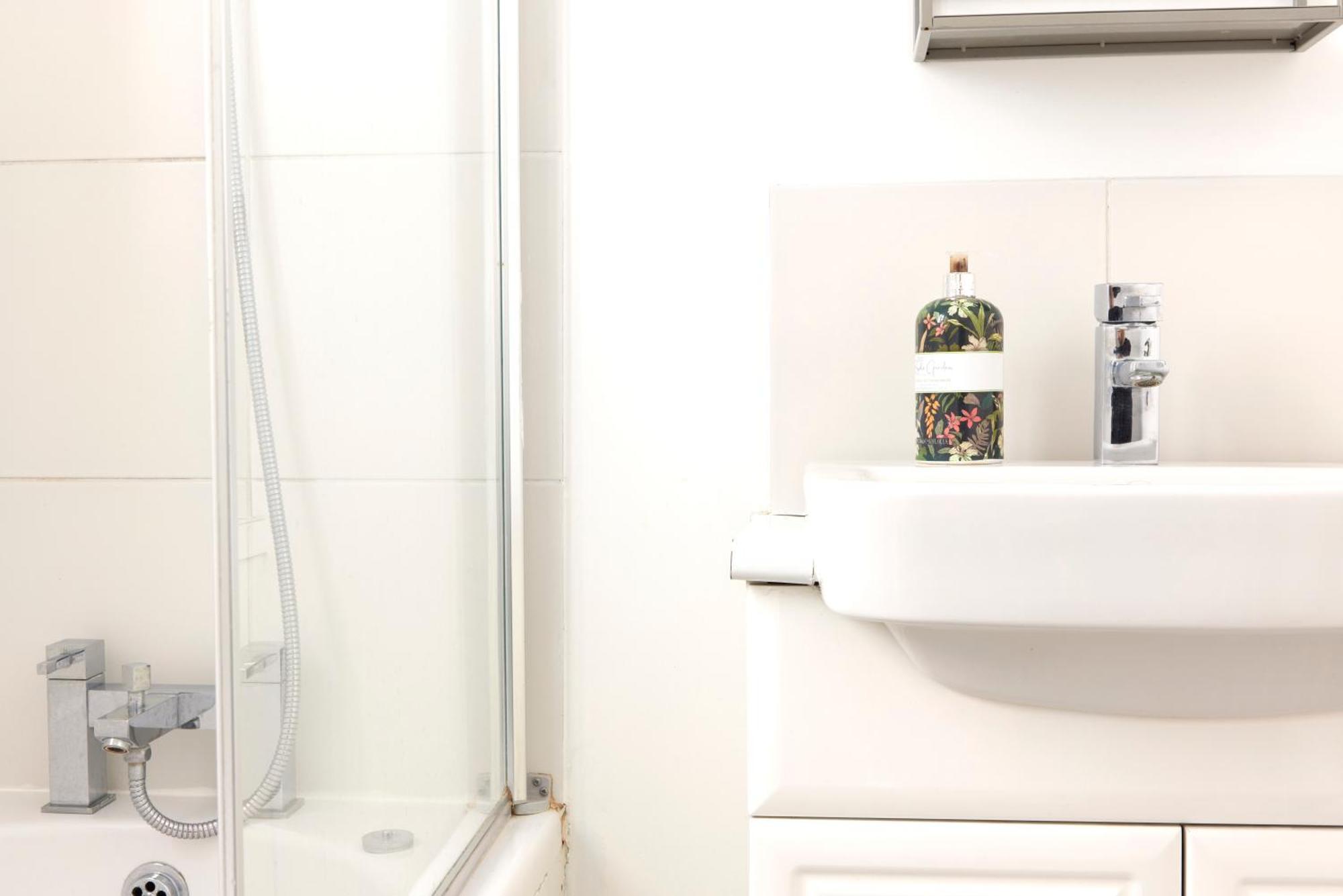 Appartement With Canal View In Broadway Market Londres