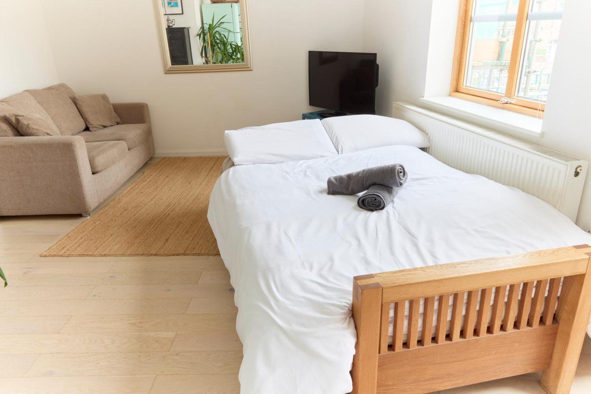 Appartement With Canal View In Broadway Market Londres